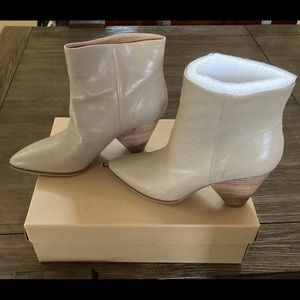 Lucky Brand, Nude/Tan, Size 9